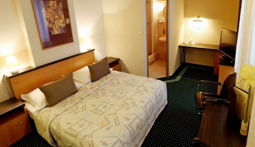 Hotel POD VĚŽÍ  Hradec Králové